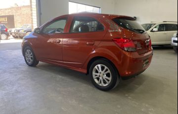 Chevrolet Onix 1.0 MPFi Lollapalooza 8V Flex 4p Manual - Foto #6