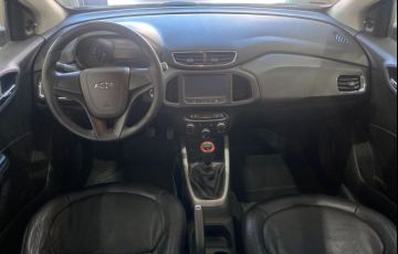 Chevrolet Onix 1.0 MPFi Lollapalooza 8V Flex 4p Manual - Foto #9
