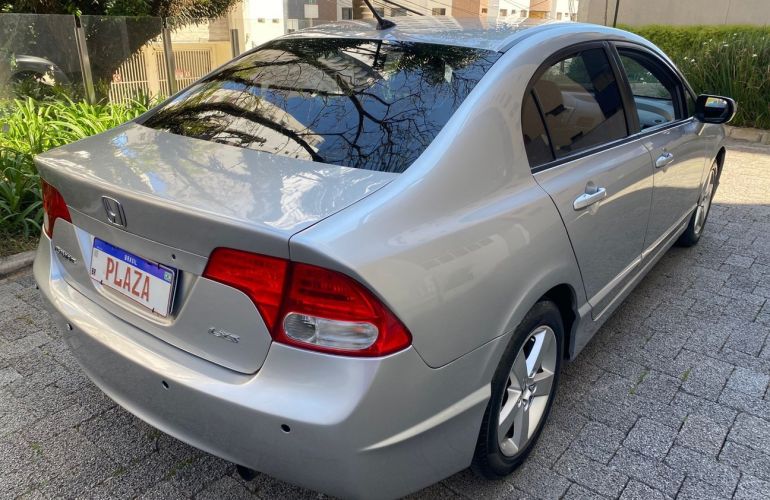 Honda Civic 1.8 LXS 16v - Foto #5
