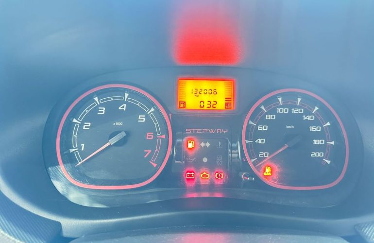 Renault Sandero 1.6 Stepway 16V Flex 4p Manual - Foto #8