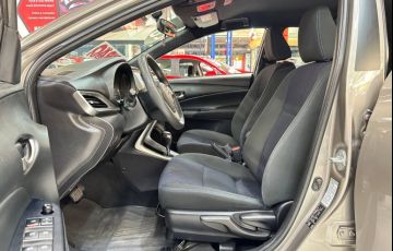 Toyota Yaris 1.3 16V Xl Plus Tech Multidrive - Foto #7