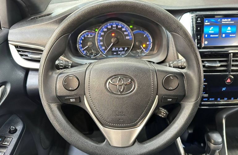 Toyota Yaris 1.3 16V Xl Plus Tech Multidrive - Foto #10
