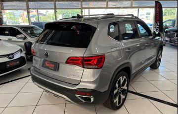 Volkswagen Taos 250 TSi Highline - Foto #2