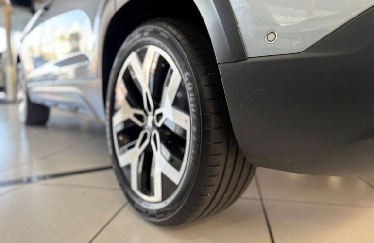 Volkswagen Taos 250 TSi Highline - Foto #8