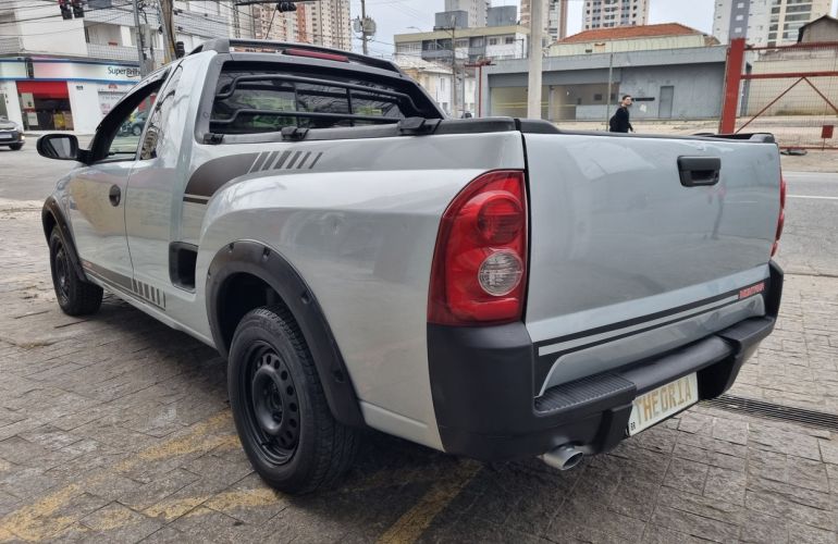 Chevrolet Montana 1.4 MPFi Conquest CS 8v - Foto #4