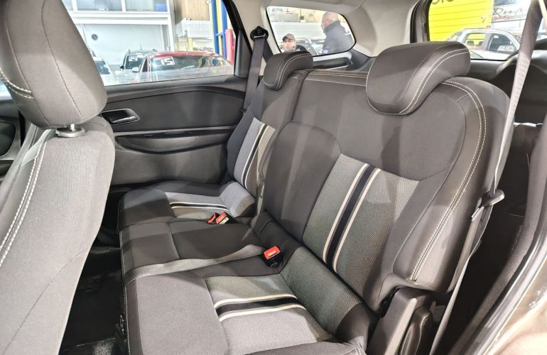 Chevrolet Spin 1.8 Activ 8v - Foto #9