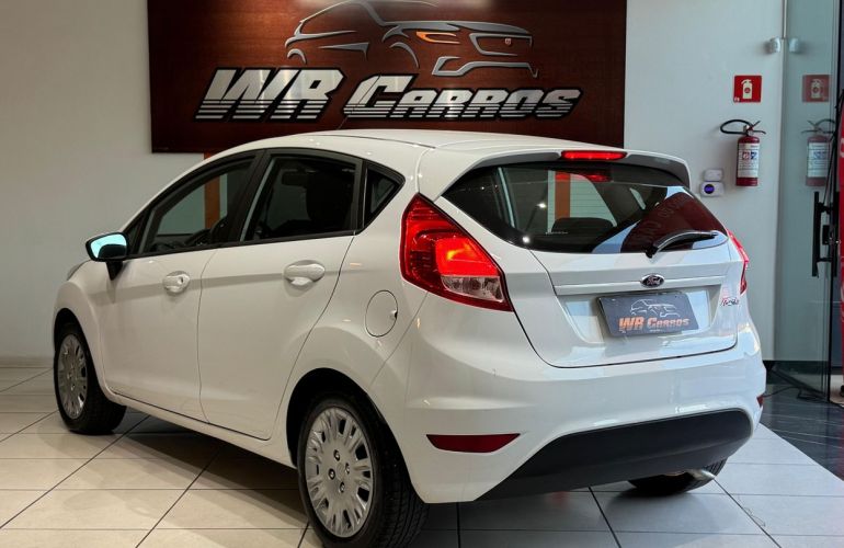 Ford Fiesta 1.5 S Hatch 16v - Foto #3