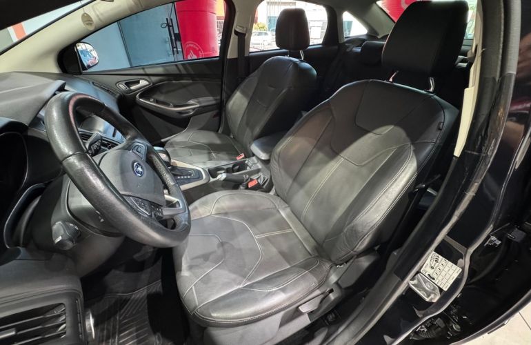 Ford Focus 2.0 SE Plus 16v - Foto #6