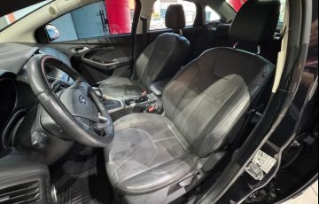 Ford Focus 2.0 SE Plus 16v - Foto #6