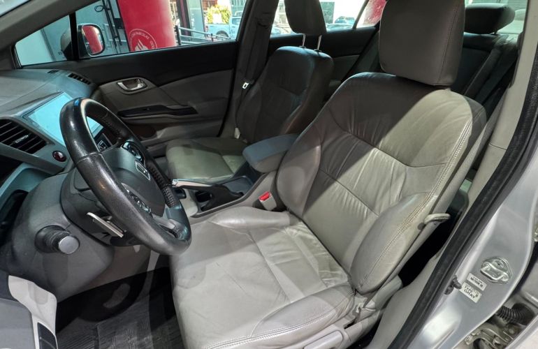 Honda Civic 2.0 LXR 16v - Foto #6