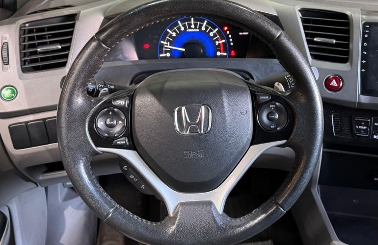Honda Civic 2.0 LXR 16v - Foto #10