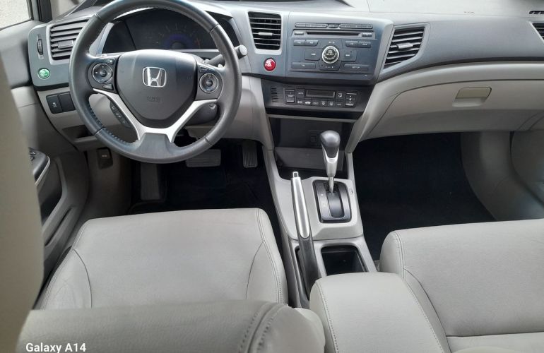 Honda Civic 2.0 LXR 16v - Foto #5