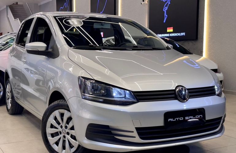 Volkswagen Fox 1.0 MPi Trendline 12v - Foto #1