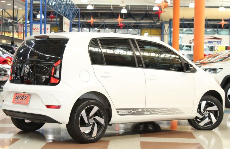 Volkswagen Up 1.0 170 TSi Total Connect - Foto #2