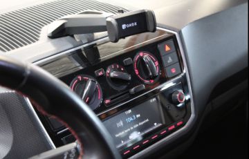 Volkswagen Up 1.0 170 TSi Total Connect - Foto #7
