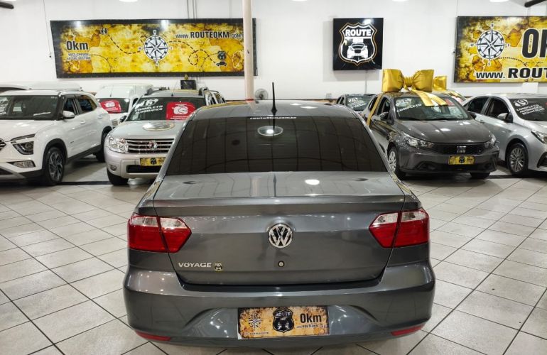 Volkswagen Voyage 1.0 12v MPi Totalflex - Foto #5