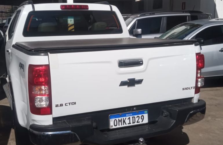 Chevrolet S10 2.8 CTDi 4x4 LT (Cab Dupla) (Aut) - Foto #3