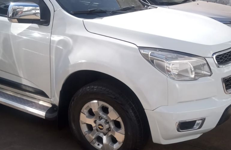 Chevrolet S10 2.8 CTDi 4x4 LT (Cab Dupla) (Aut) - Foto #4