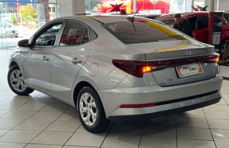 Hyundai Hb20s 1.0 12v Comfort Plus - Foto #4
