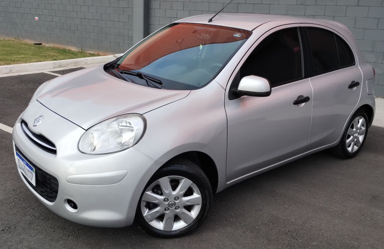 Nissan March 1.6 16V SV (Flex) - Foto #1