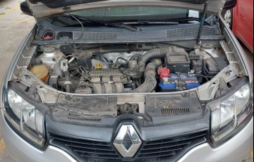 Renault Logan Authentique 1.0 12V SCe (Flex) - Foto #7
