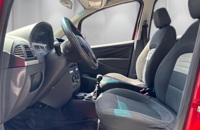 Fiat Idea 1.4 MPi Attractive 8v - Foto #7