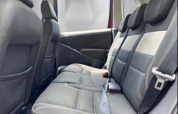 Fiat Idea 1.4 MPi Attractive 8v - Foto #9