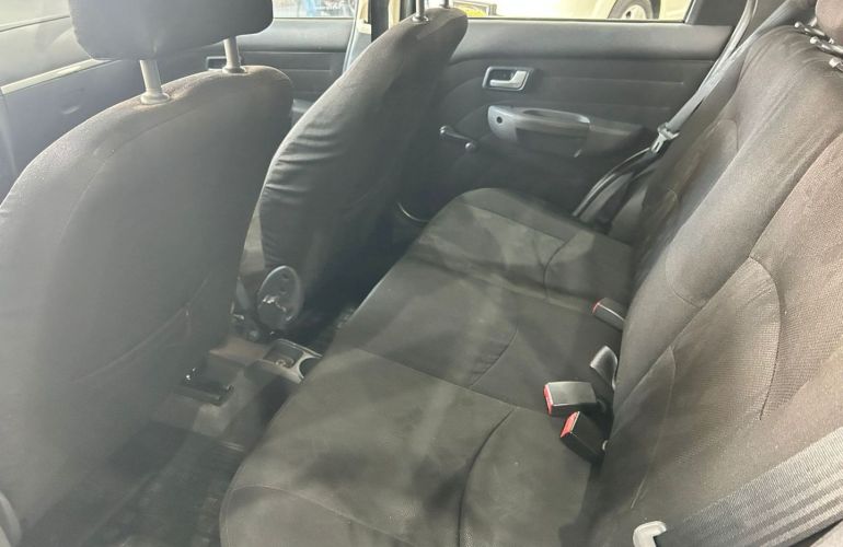 Fiat Palio 1.0 MPi Elx 8V Flex 4p Manual - Foto #9
