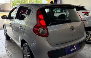 Fiat Palio Essence 1.6 16V (Flex) - Foto #3