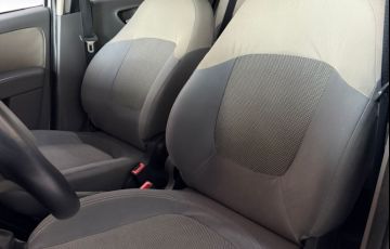Fiat Palio Essence 1.6 16V (Flex) - Foto #6