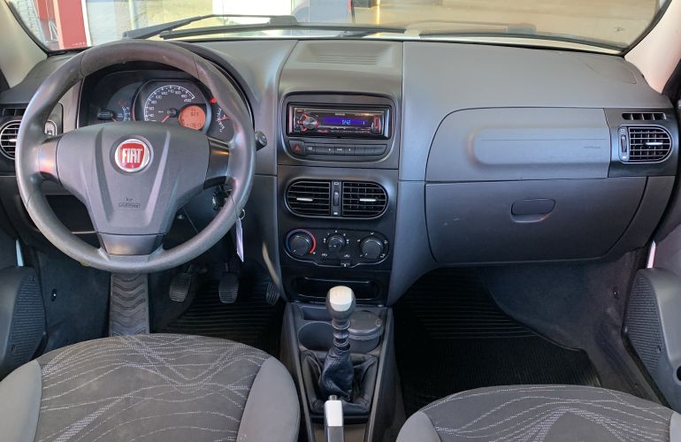 Fiat Siena EL 1.0 8V (Flex) - Foto #5