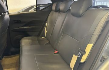 Nissan Kicks 1.6 16V Active - Foto #8