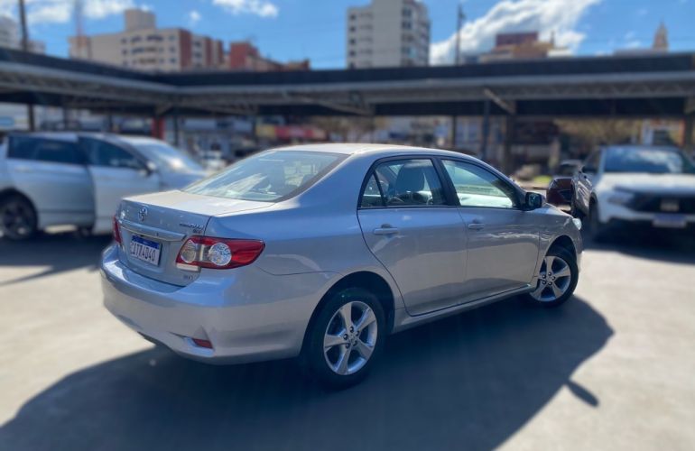 Toyota Corolla Sedan XEi 2.0 16V (flex) (aut) - Foto #2