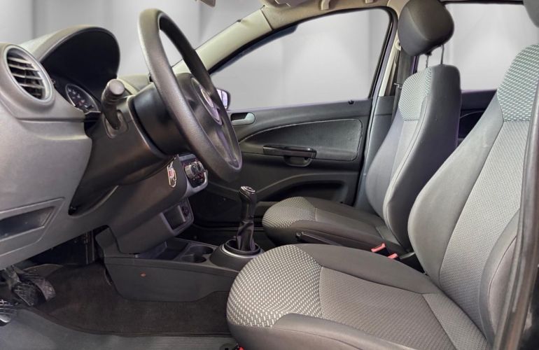 Volkswagen Gol 1.0 Mi 8v - Foto #5