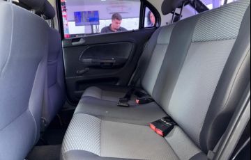 Volkswagen Gol 1.0 Mi 8v - Foto #9