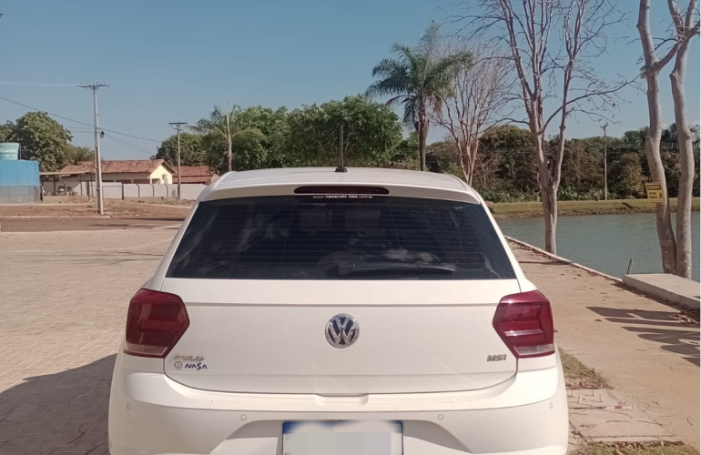 Volkswagen Polo 1.6 - Foto #5