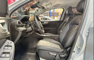 Fiat Fastback 1.0 Turbo 200 Hybrid Audace - Foto #8