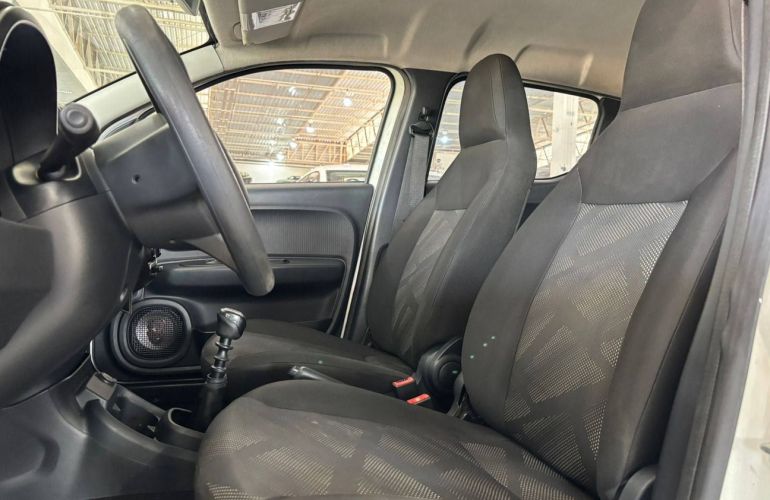 Fiat Mobi 1.0 8V Evo Like - Foto #7