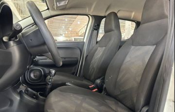 Fiat Mobi 1.0 8V Evo Like - Foto #7