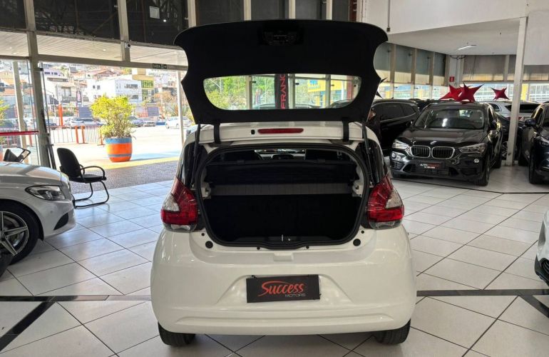 Fiat Mobi 1.0 8V Evo Like - Foto #10