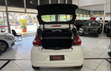 Fiat Mobi 1.0 8V Evo Like - Foto #10