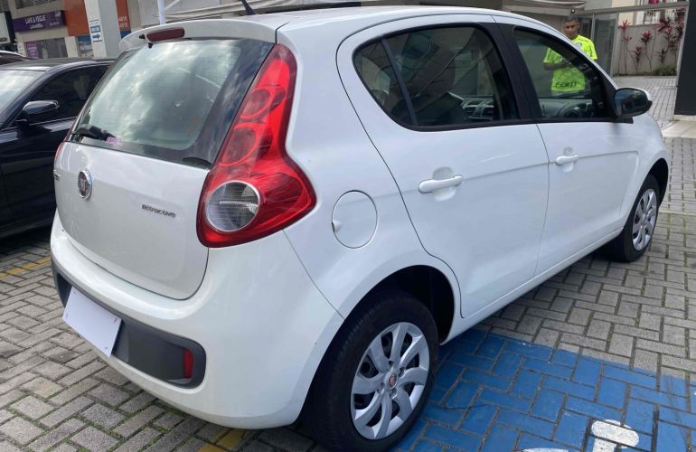 Fiat Palio Attractive 1.0 Evo (Flex) - Foto #1