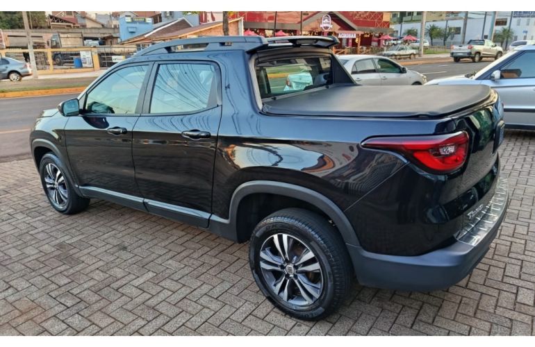 Fiat Toro 1.3 T270 Freedom (Aut) - Foto #8