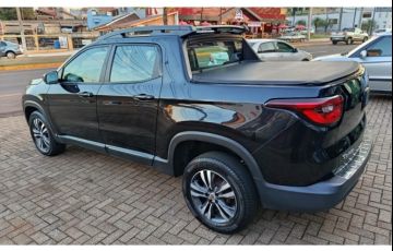 Fiat Toro 1.3 T270 Freedom (Aut) - Foto #8