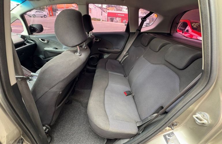Honda Fit 1.4 LX 8v - Foto #8