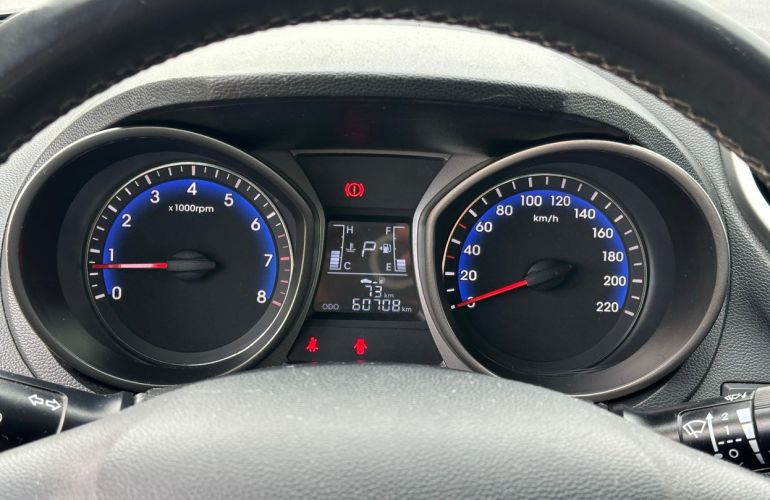 Hyundai Hb20x 1.6 16V Premium - Foto #4