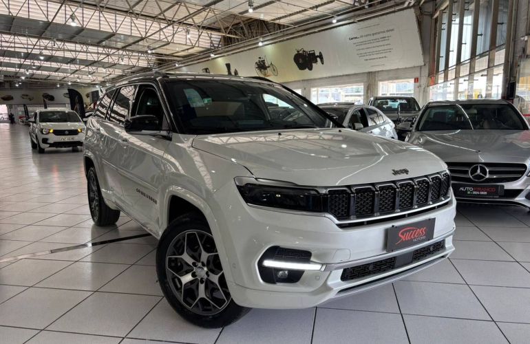 Jeep Commander 2.0 Td380 Turbo Overland - Foto #5
