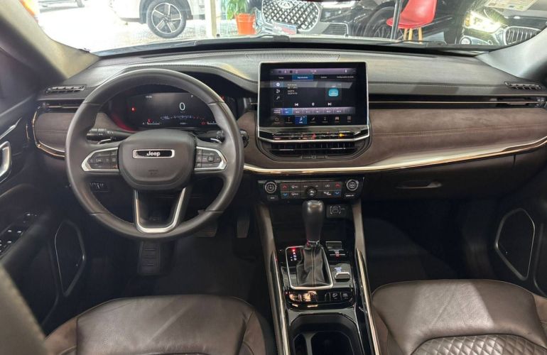 Jeep Commander 2.0 Td380 Turbo Overland - Foto #8