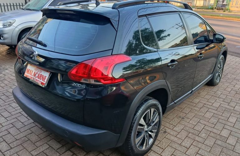 Peugeot 2008 1.6 Allure (Aut) - Foto #6
