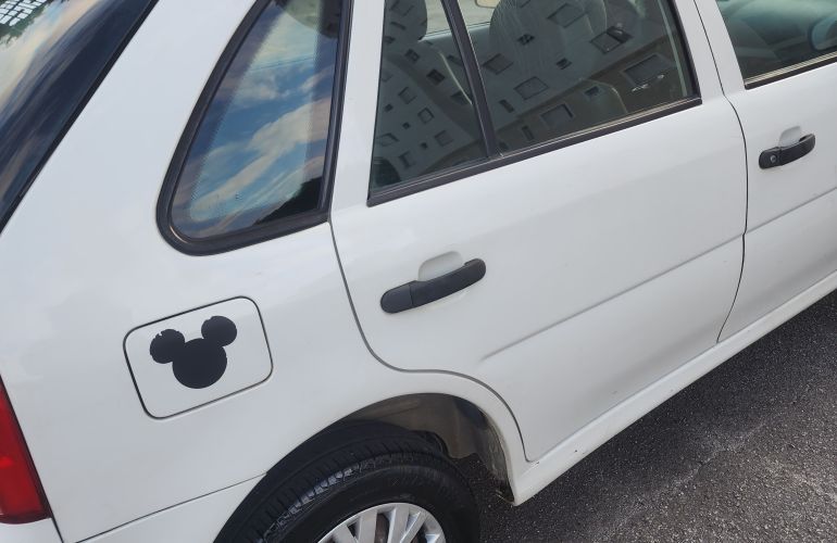 Volkswagen Gol 1.0 8V (G4)(Flex)4p - Foto #8